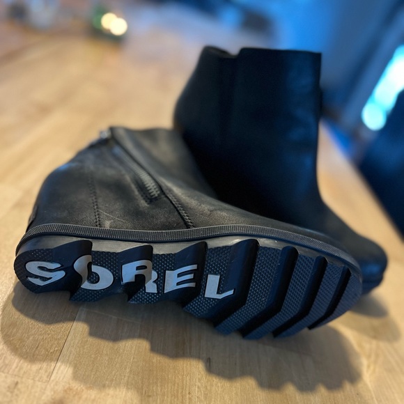 Sorel wedge - Picture 2 of 3